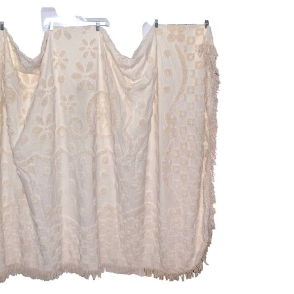 Vintage MCM Chenille Bedspread King Size Daisey Checkerboard Fringe Granny Core - Picture 7 of 9